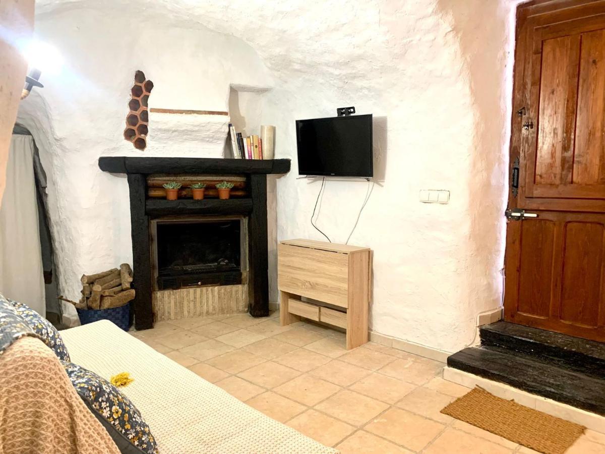 Casa Cueva La Parra. * Terque